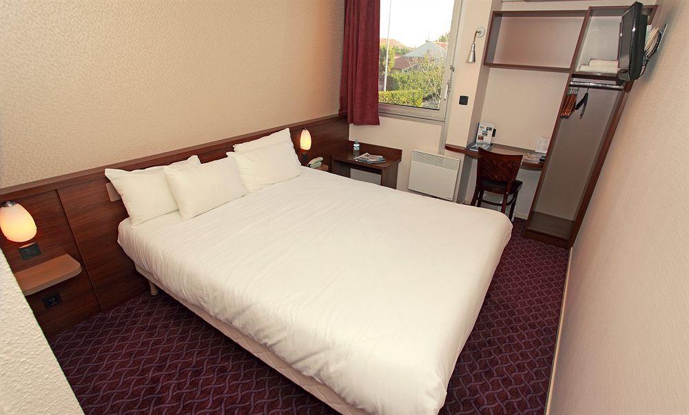 Brit Hotel Toulouse Colomiers - L'Esplanade Pokoj fotografie
