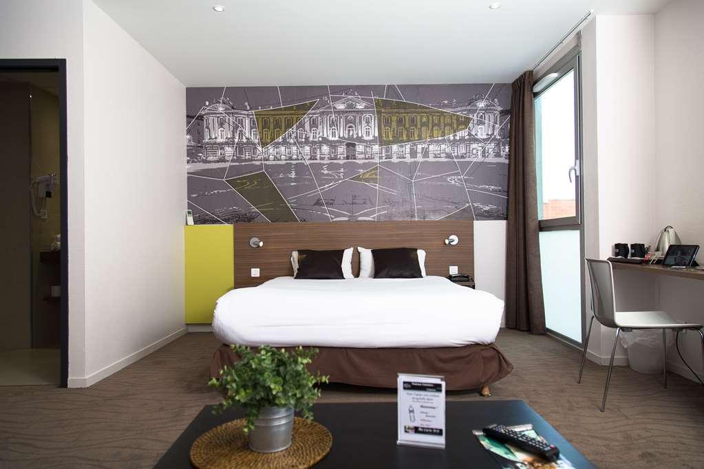 Brit Hotel Toulouse Colomiers - L'Esplanade Pokoj fotografie