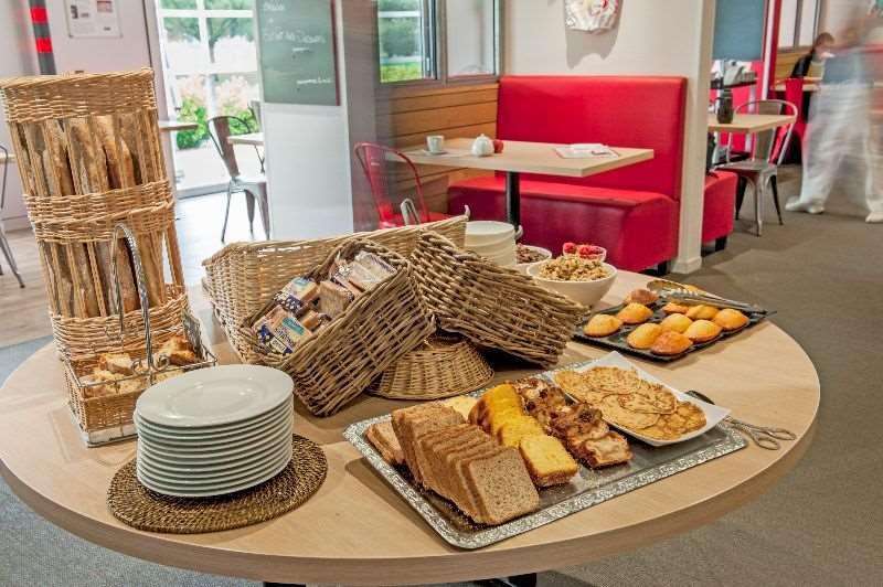 Brit Hotel Toulouse Colomiers - L'Esplanade Restaurace fotografie